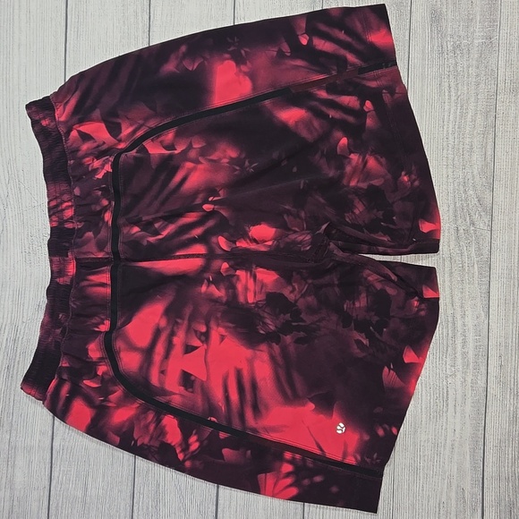 Lululemon Men's Pace Breaker Shorts Black/Pink Size XL - Picture 2 of 10